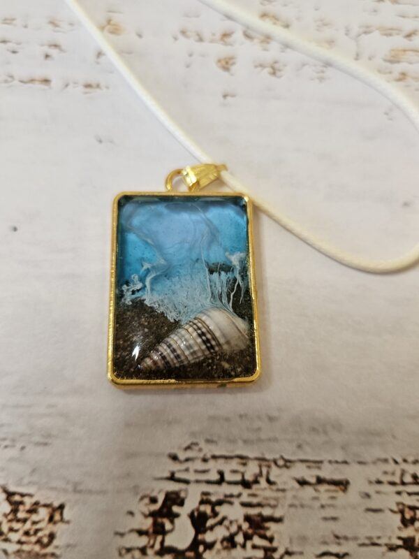 Beach Themed Pendants - Image 9