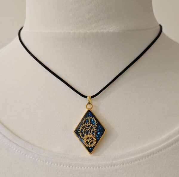 Steampunk Vibe Pendants